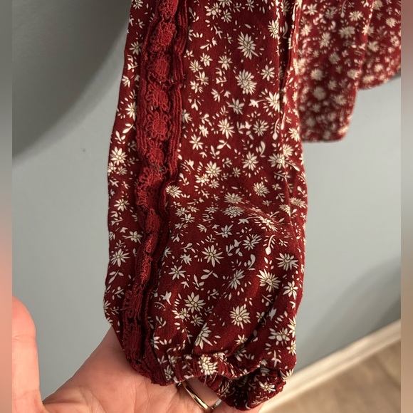 Wild Blue Large Burgundy Long Sleeve Floral Top - Picture 4 of 6